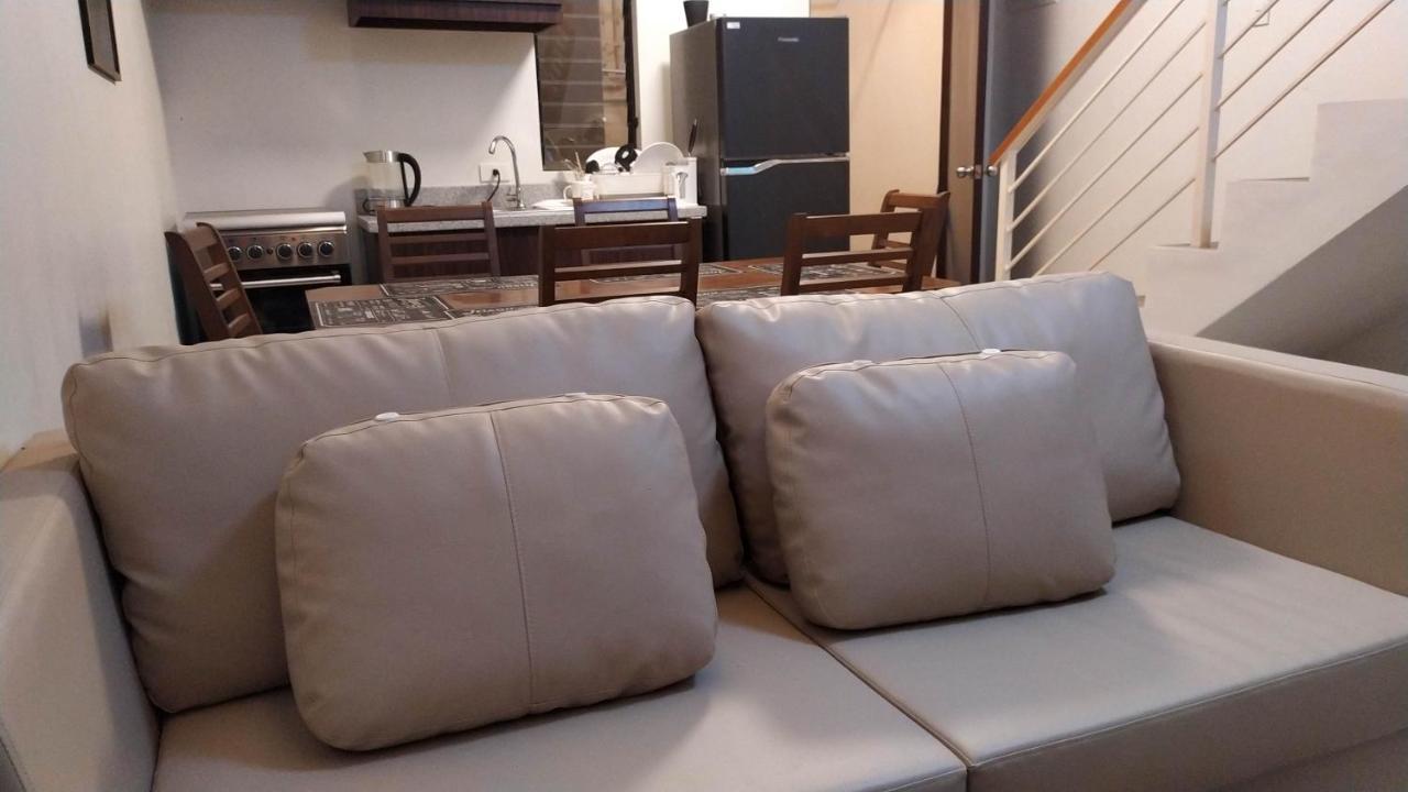 Mactan Airport Guesthouse Lapu-Lapu City Kültér fotó