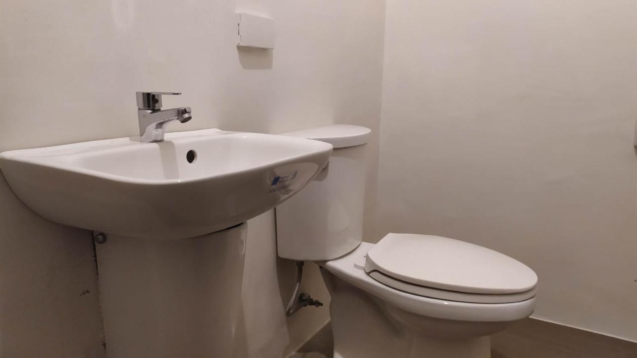 Mactan Airport Guesthouse Lapu-Lapu City Kültér fotó